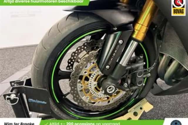 Kawasaki ZX 10 (2014) thumbnail 5