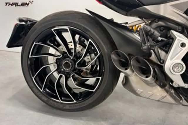 Ducati Xdiavel S (2016) thumbnail 6