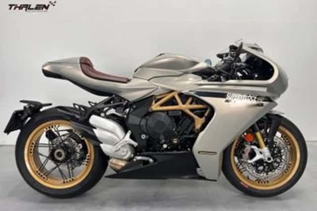 MV Agusta Superveloce 800 S (2025) thumbnail 1