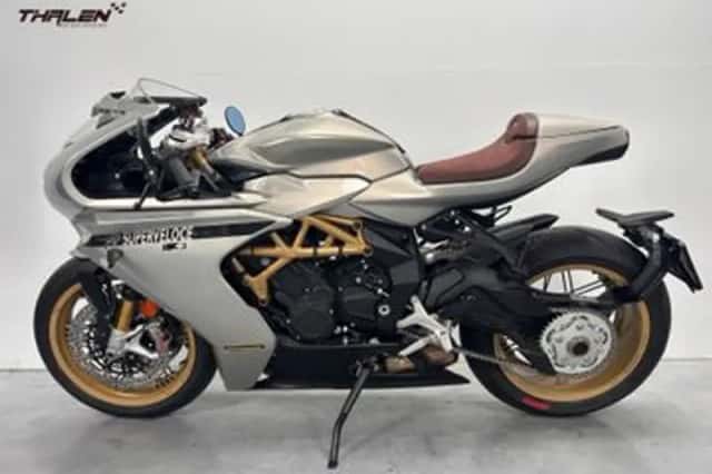 MV Agusta Superveloce 800 S (2025) thumbnail 2