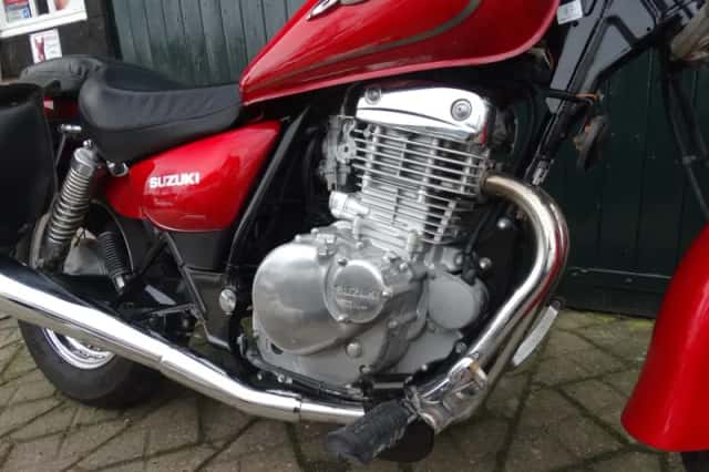 Suzuki Chopper GZ 250 Marauder (2004) thumbnail 2
