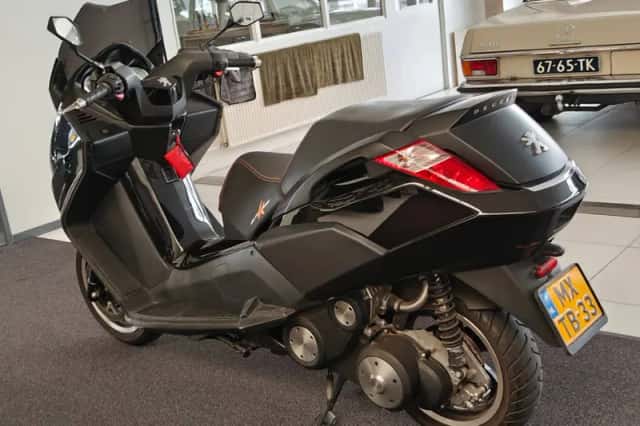 Peugeot Satelis 125 (2012) thumbnail 3