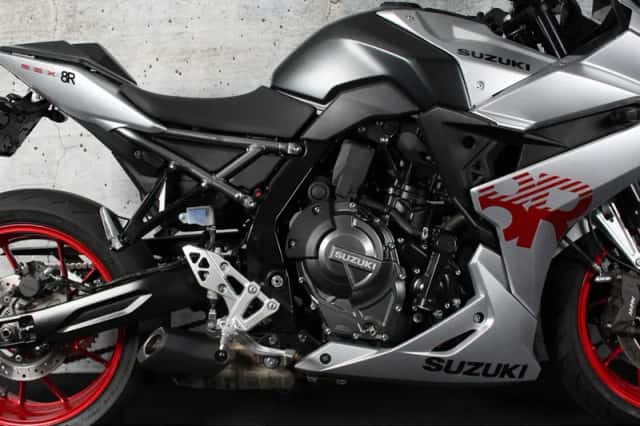 Suzuki GSX-8R (2025) thumbnail 6