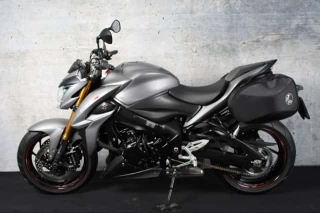 Suzuki GSX-S1000 (2015) thumbnail 2