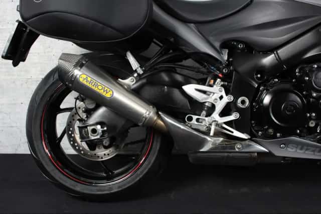 Suzuki GSX-S1000 (2015) thumbnail 4