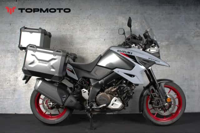 Suzuki V-Strom (2023) thumbnail 1
