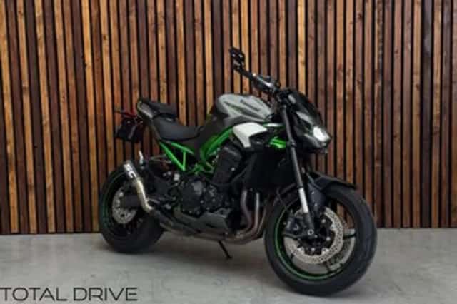 Kawasaki Z 900 (2025) thumbnail 1