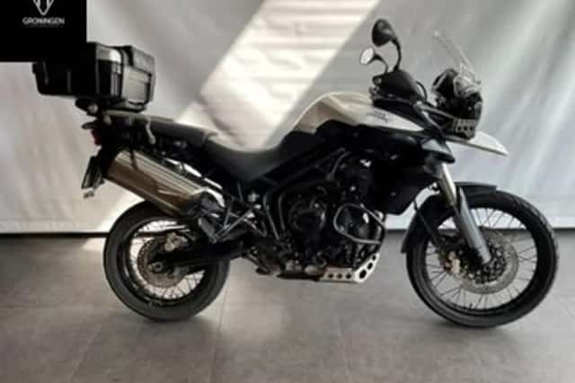 Triumph Tiger 800 XC (2012) thumbnail 1