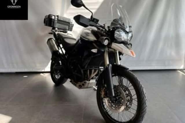 Triumph Tiger 800 XC (2012) thumbnail 2