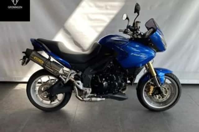 Triumph Tiger 1050 (2007) thumbnail 1