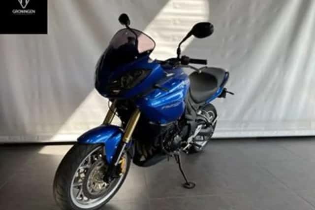 Triumph Tiger 1050 (2007) thumbnail 3
