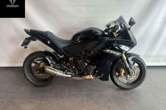Honda CBR600F (2012) thumbnail 1