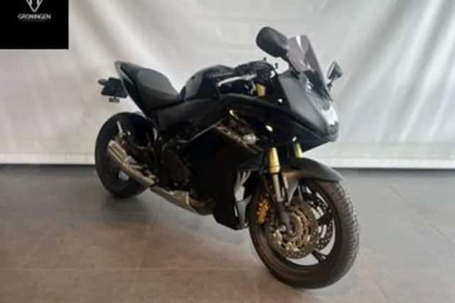 Honda CBR600F (2012) thumbnail 2