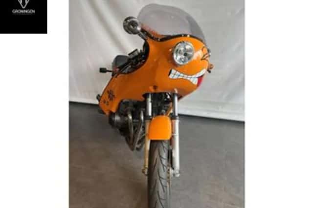 Suzuki GSX 750 (1981) thumbnail 3