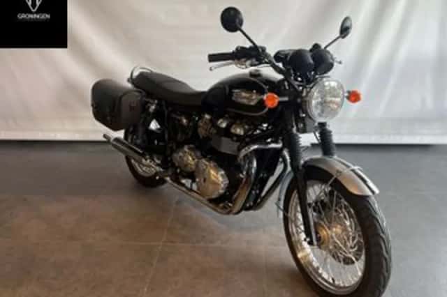 Triumph Bonneville T100 (2014) thumbnail 2