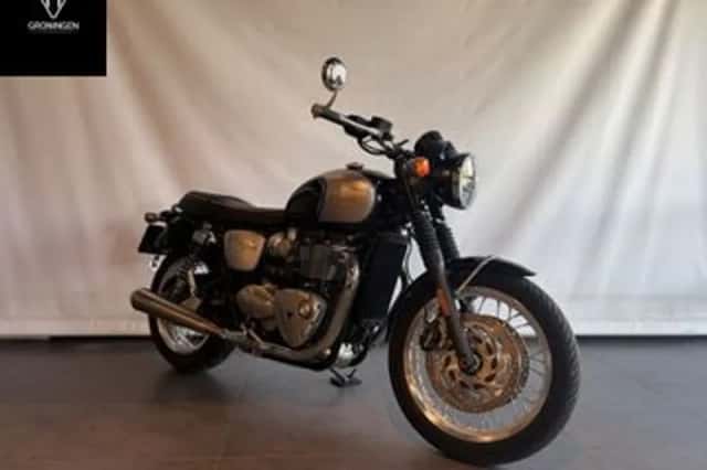 Triumph Bonneville T120 (2025) thumbnail 2