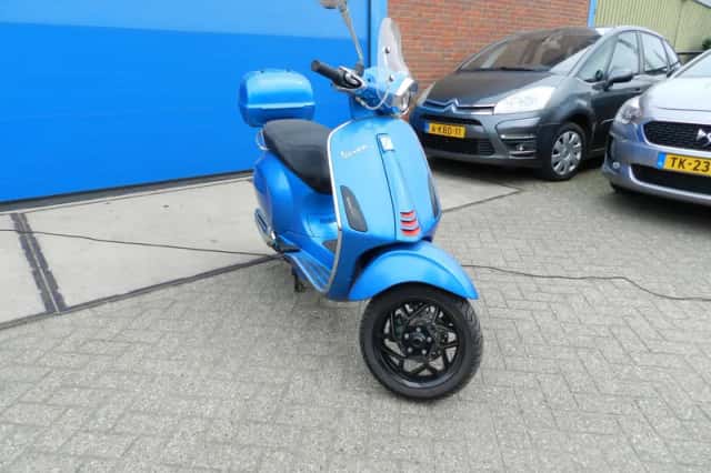 Vespa Sprint 125 (2020) thumbnail 1