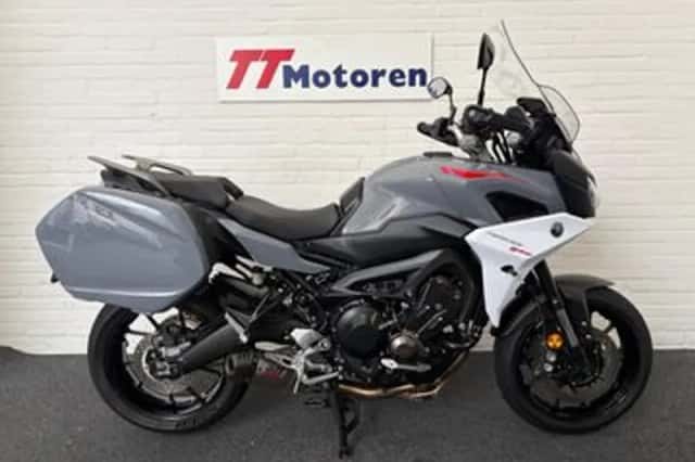 Yamaha Tracer 900 (2018) thumbnail 1
