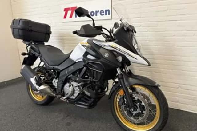 Suzuki V-Strom (2018) thumbnail 2