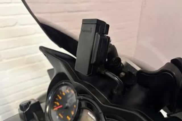 Suzuki V-Strom (2018) thumbnail 5