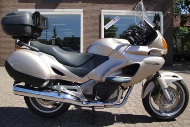 Honda NT 650 Deauville (1998) thumbnail 4