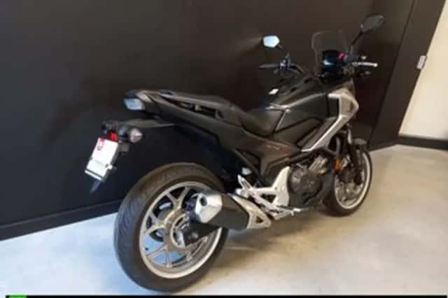Honda NC750X (2019) thumbnail 2