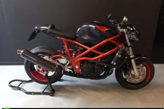 Honda CBR 900 RR Fireblade (2026) thumbnail 1