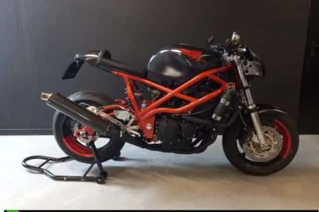 Honda CBR 900 RR Fireblade (2026) thumbnail 2