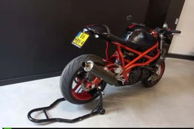 Honda CBR 900 RR Fireblade (2026) thumbnail 3