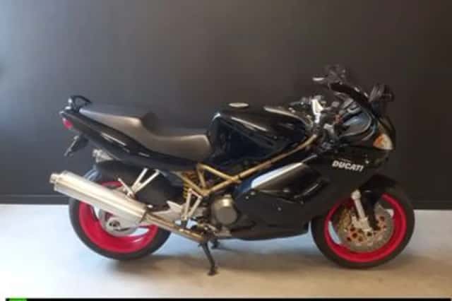 Ducati ST2 (1998) thumbnail 1