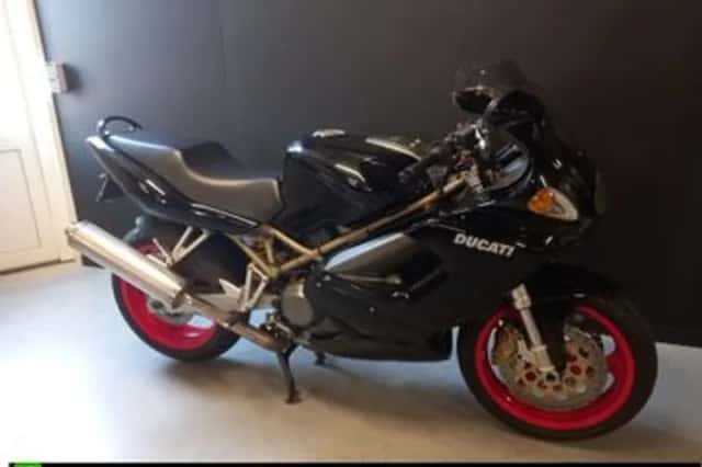 Ducati ST2 (1998) thumbnail 4