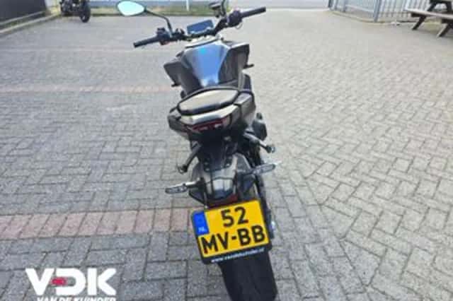 Yamaha MT-09 (2024) thumbnail 5