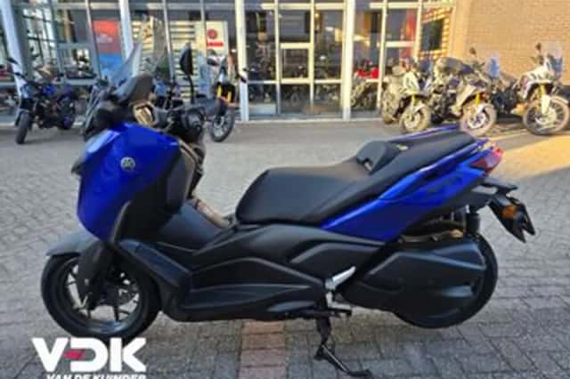 Yamaha X-MAX 300 (2026) thumbnail 3