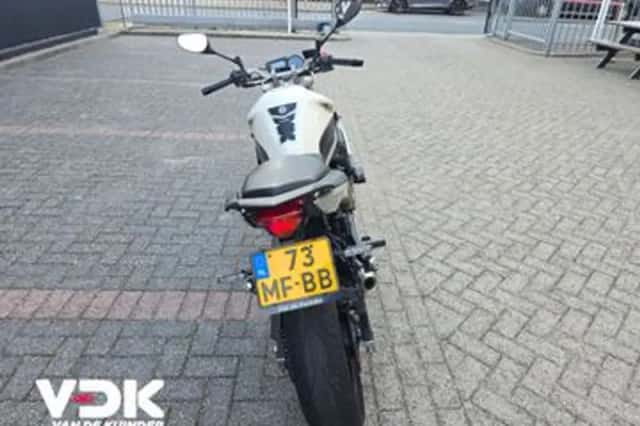 Yamaha XJ6 (2009) thumbnail 5