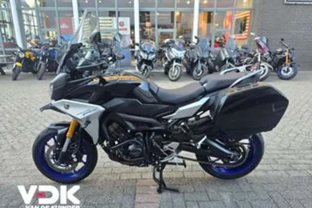 Yamaha Tracer 900 GT (2018) thumbnail 3
