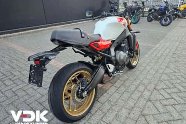 Yamaha XSR900 (2026) thumbnail 4