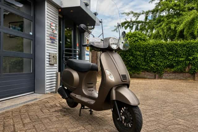 AGM Snorscooter VX 50 (2014) thumbnail 2