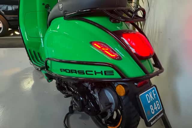 Vespa Sprint (2017) thumbnail 6