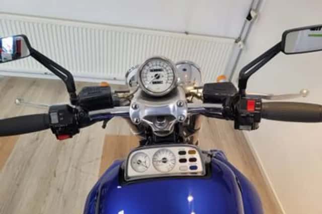 Yamaha VMX 1200 V-MAX (1988) thumbnail 6