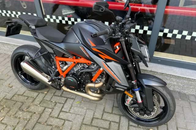 KTM 1390 Super Duke R EVO (2026) thumbnail 2