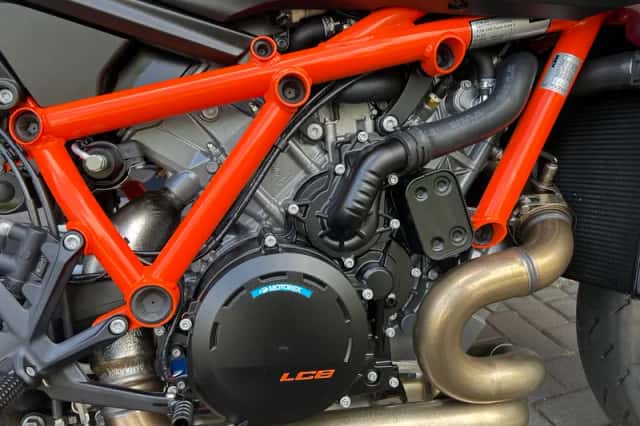 KTM 1390 Super Duke R EVO (2026) thumbnail 5