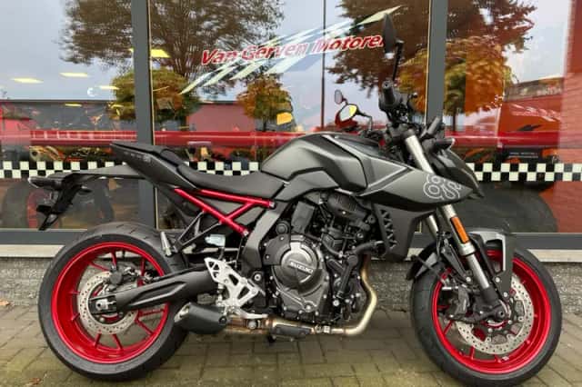 Suzuki GSX-8S (2026) thumbnail 3