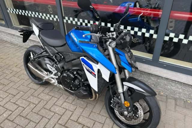 Suzuki GSX-S (2026) thumbnail 2