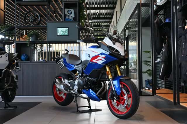 BMW F 900 XR (2026) thumbnail 3