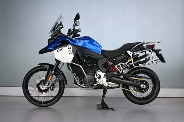 BMW F 900 GS Adventure (2024) thumbnail 2