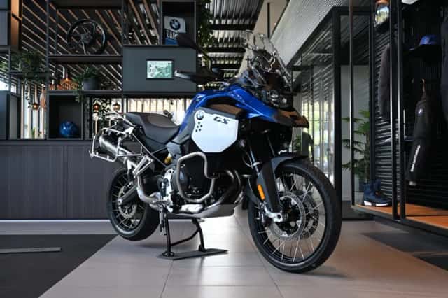BMW F 900 GS Adventure (2024) thumbnail 3