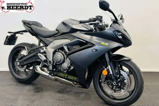 Triumph Daytona 660 (2025) thumbnail 3