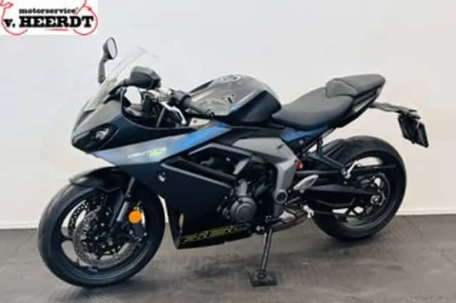 Triumph Daytona 660 (2025) thumbnail 4