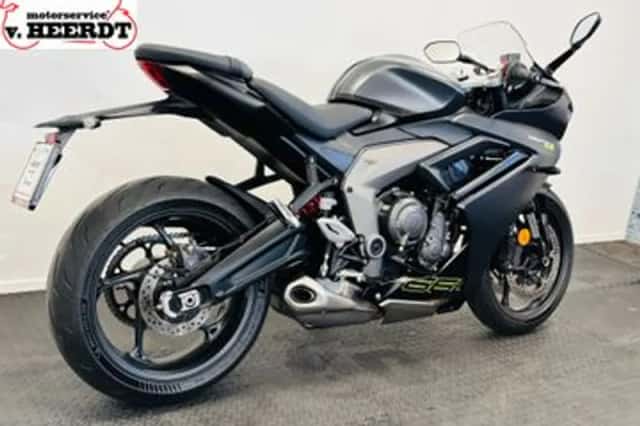 Triumph Daytona 660 (2025) thumbnail 5