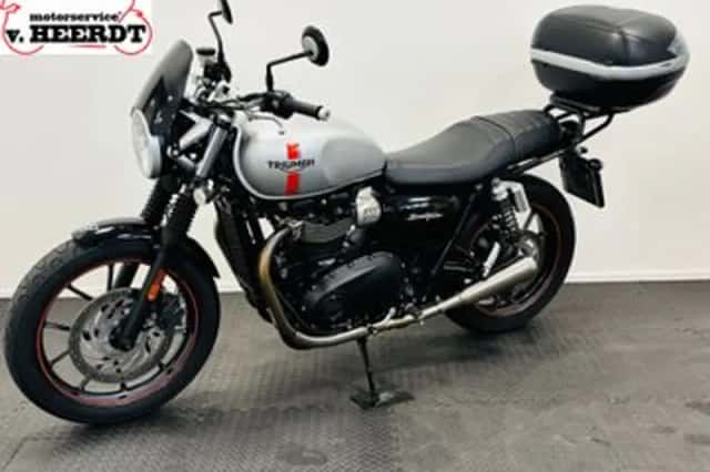 Triumph Street Twin (2016) thumbnail 2